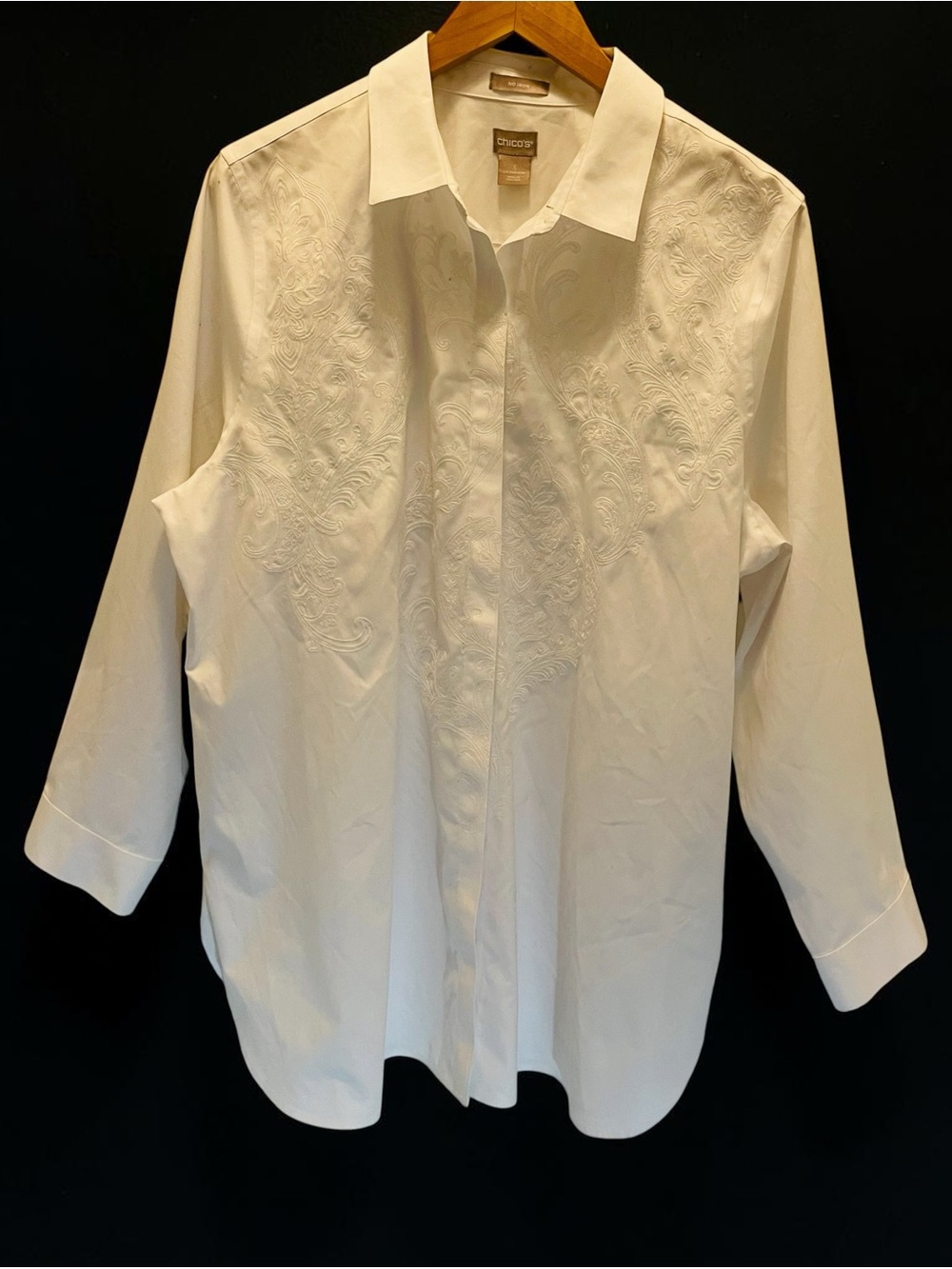 Chico's No Iron Classic Crisp White Cotton Embroidered Button-Down Shirt Size XL